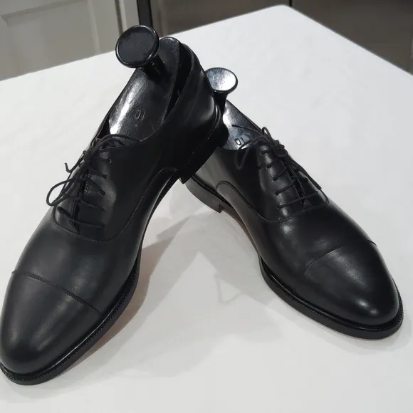 Salvator feragamo men dress shoes