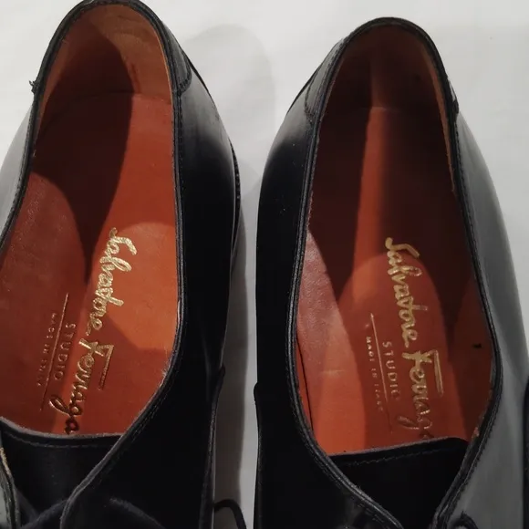 Salvator feragamo men dress shoes