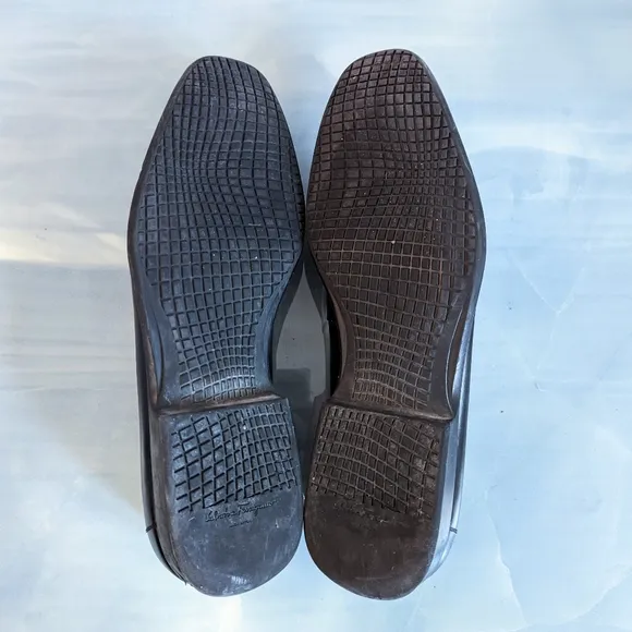 Salvatore Ferragamo black leather shoes, loafers