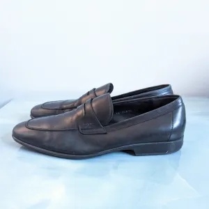 Salvatore Ferragamo black leather shoes, loafers