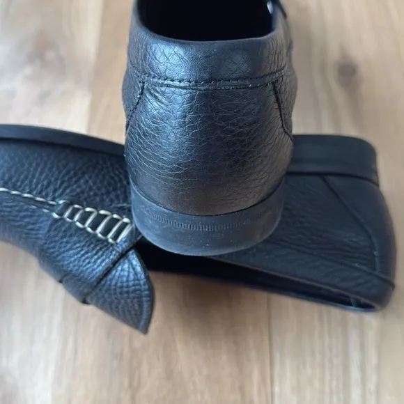 Salvatore Ferragamo Black Loafers Slip-On Elegance
