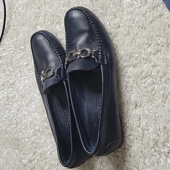 Salvatore ferragamo Ganachi navy leather driving loafers/shoes size 7