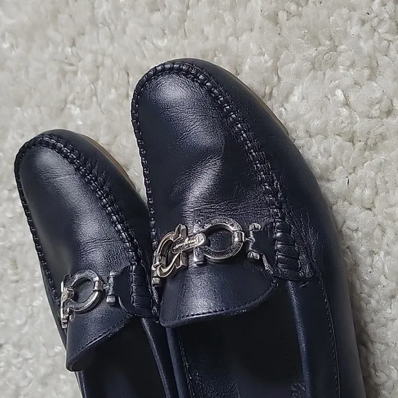 Salvatore ferragamo Ganachi navy leather driving loafers/shoes size 7