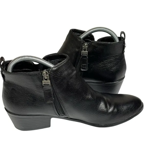 Sam &amp; Libby Black Vegan Leather Ankle Boots w/ Side Zip Size 7.5 Great Condition