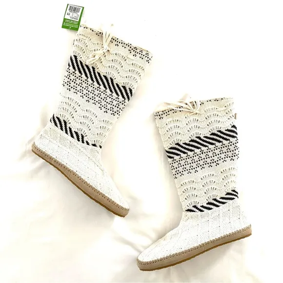 Sanuk Snuggle Up LX Boots