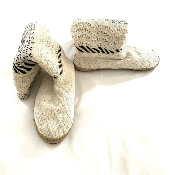 Sanuk Snuggle Up LX Boots