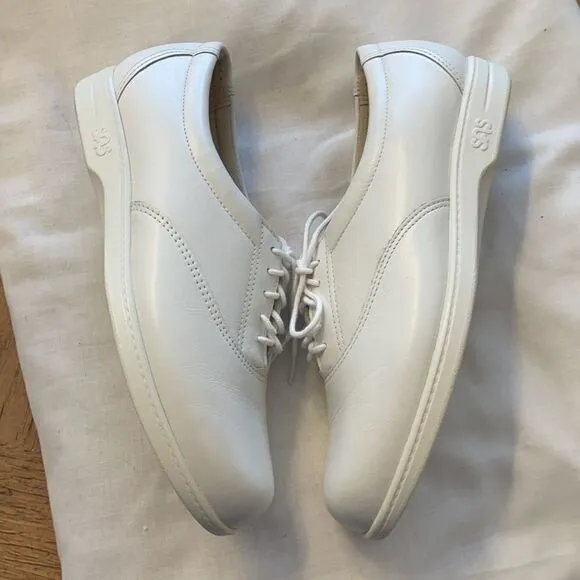 SAS TRIPAD COMFORT SHOES.  NEW
