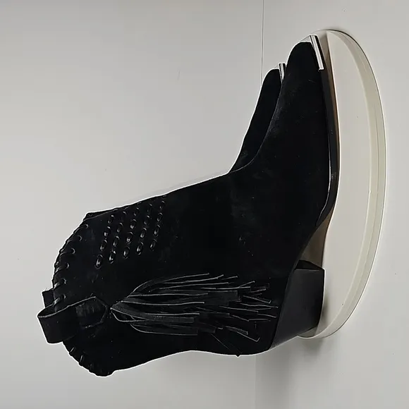 Schutz Alexxa Bootie Heeled Boots Pull-On Fringe Pointed Suede Western Black 8.5