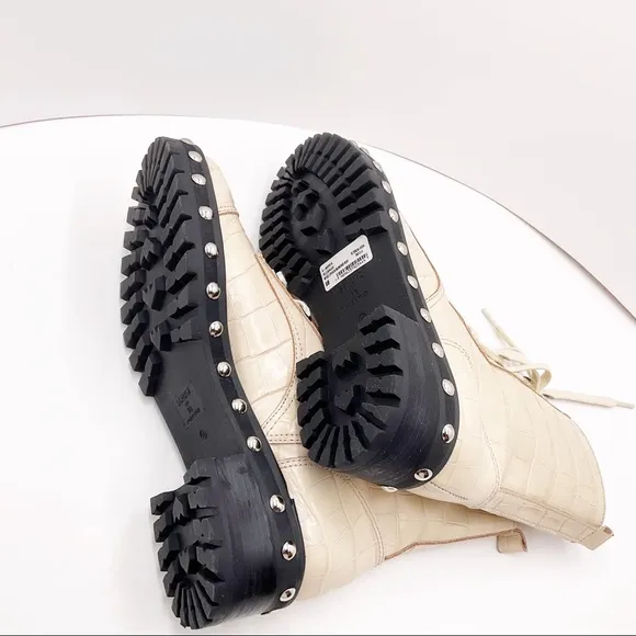 🆕{Schutz} Andrea Croc-Embossed Leather Combat Boots