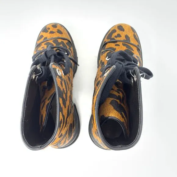 Schutz Women's Size 7.5 Maylova Lug Sole Leopard Print Combat Boots Tan Black