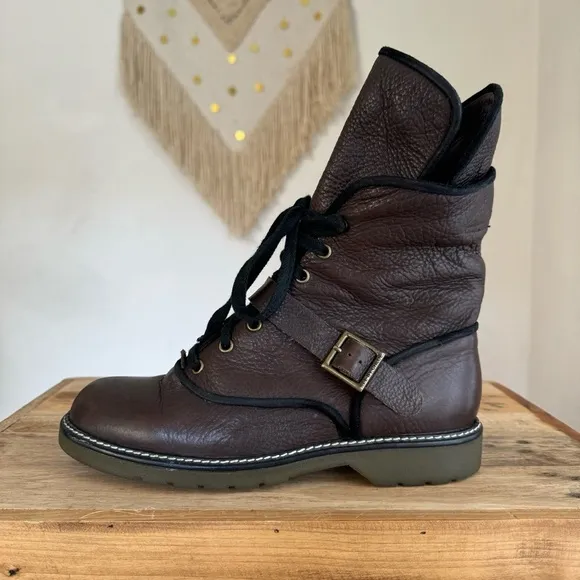 See By Chloe Leather Brown Black Trim Leather Brass Buckle Strap Combat Boot