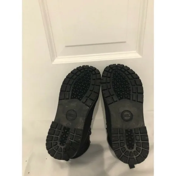 Set 2 Boys Shoes Vans Sneakers Red Black &amp; Wonder Nation Boots Black Size USA1