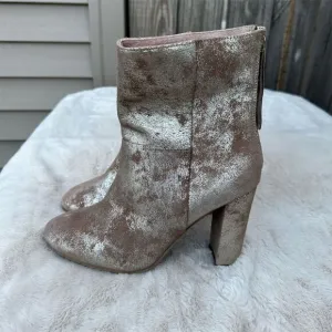 Seychelles Women's Gold Tassel Block Heel Ankle Boots Size 10