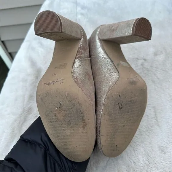 Seychelles Women's Gold Tassel Block Heel Ankle Boots Size 10