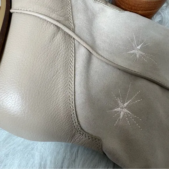 Silvia Cobos Women's Galaxy Stars Embroider Taupe Boots Western Size 8.5