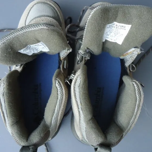 SIZE 7. Columbia suede leather ladies casual hiking boots