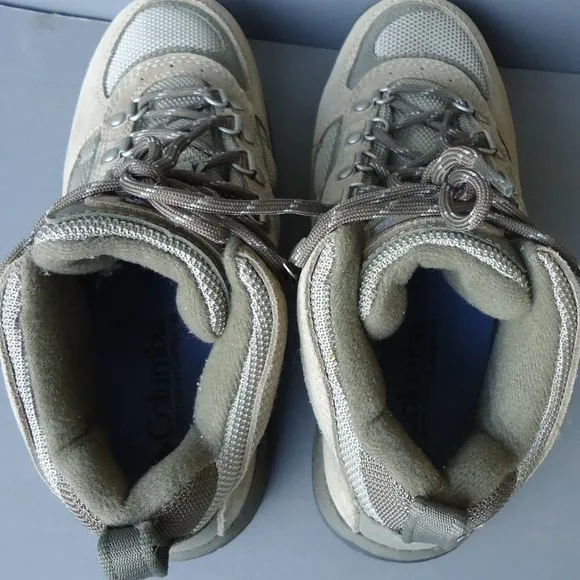 SIZE 7. Columbia suede leather ladies casual hiking boots
