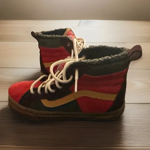 Size Men's  5.5 - VANS Sk8- 46 MTE DX High Poinsettia Women's 7