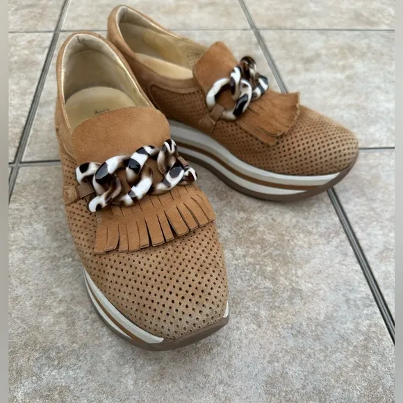 Softwaves Women's Caddie Cognac Suede