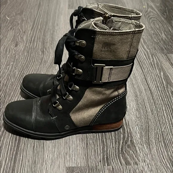 Sorel Black and Gray Combat Moto Boots with Sturdy Design