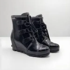 Sorel Black Winter Rain Boots with Glossy Finish