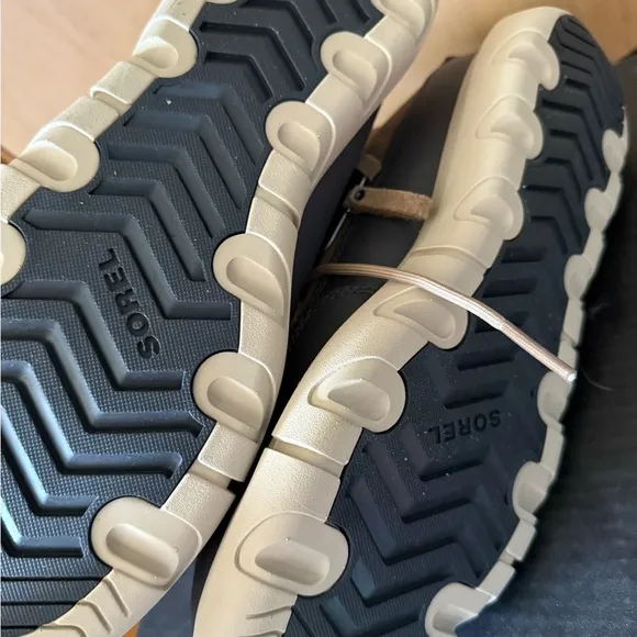 Sorel Explorer Boot Dual Zip WP