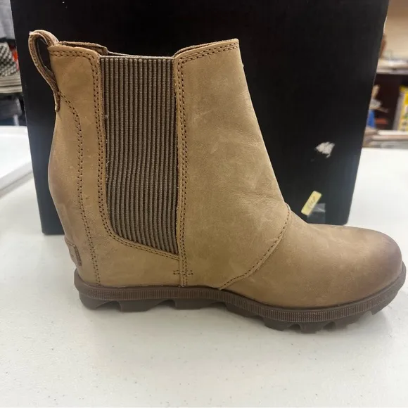 Sorel Joan of Arctic Wedge II Chelsea Boots - Ash Brown (Size 7.5 US)​