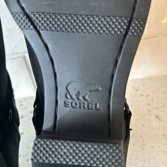Sorel Lolla ll Women’s Black Leather Ankle Booties Cut Outs Studs Casual Size 6