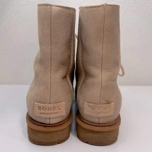 SOREL Phoenix Short Lace Lux Boots, Size 7.5