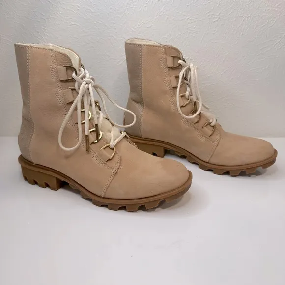 SOREL Phoenix Short Lace Lux Boots, Size 7.5