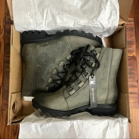Sorel Quarry Phoenix Short Lace Boot Size 5