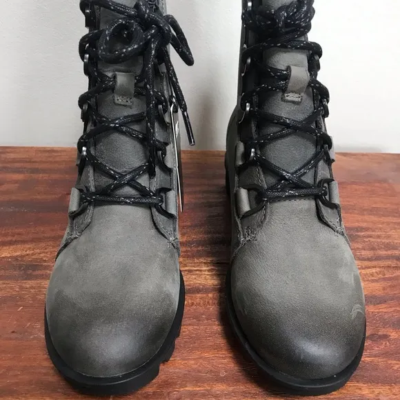 Sorel Quarry Phoenix Short Lace Boot Size 5