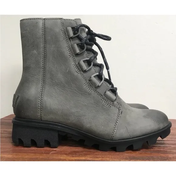 Sorel Quarry Phoenix Short Lace Boot Size 5