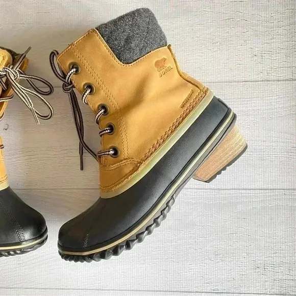 Sorel Slimpack II Lace Boots Sz 7