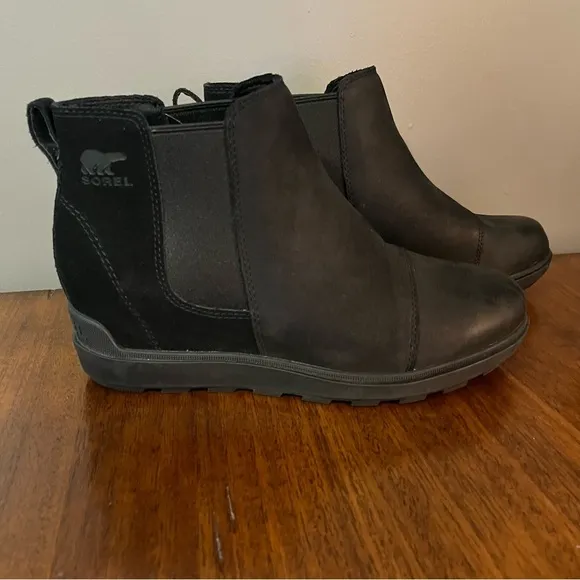 Sorel Womens Evie II Chelsea Ankle Boots 10 Black Leather suede.