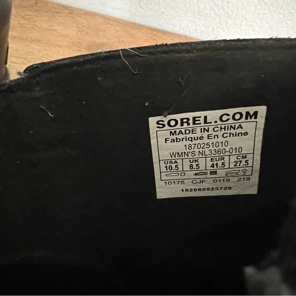 Sorel Women's Joan of Arctic Wedge II Buckle Boots Size 10.5