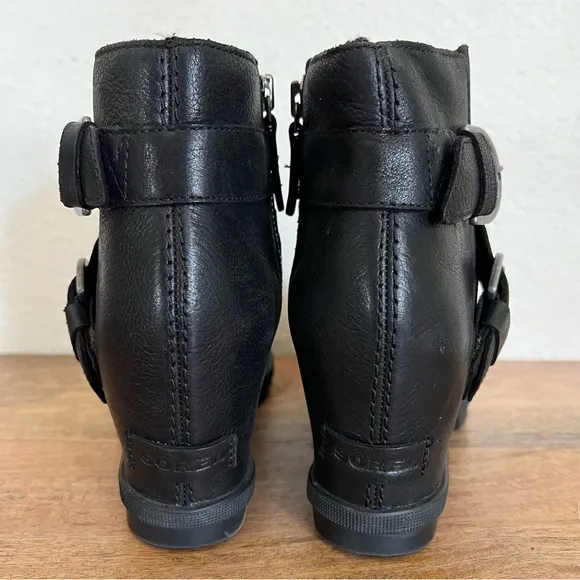Sorel Women's Joan of Arctic Wedge II Buckle Boots Size 10.5