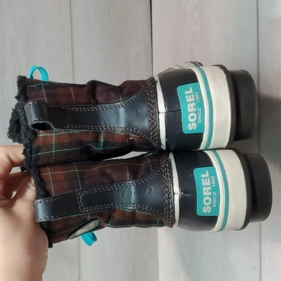 Sorel Youth Big Girls Ankle Rubber Duck Boots shoes sz 4