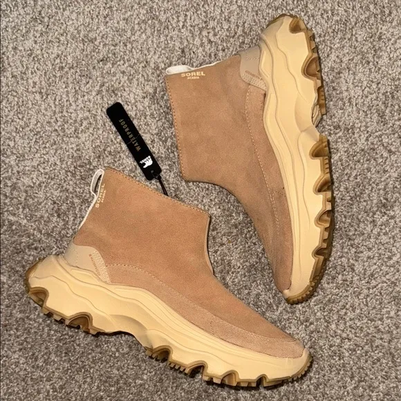 SORELKinetic Breakthru Acadia Boots