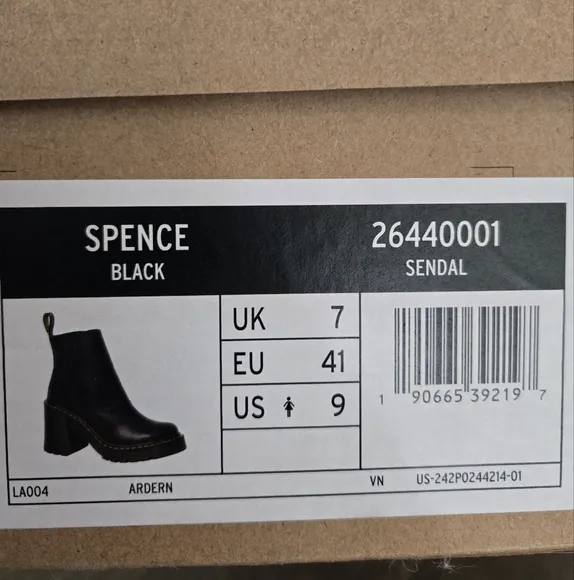 Spence Leather Flared Heel Chelsea Boots New In Box Size 9 Black