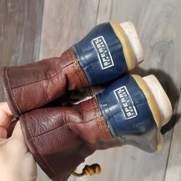 Sperry Saltwater Women Waterproof Ankle Boots sz 7 shoes