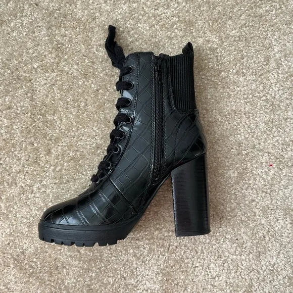 Steve Madden Black Combat Booties Size 6