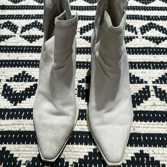 Steve Madden Shoes | Steve Madden Cornelia Bone Suede Boot