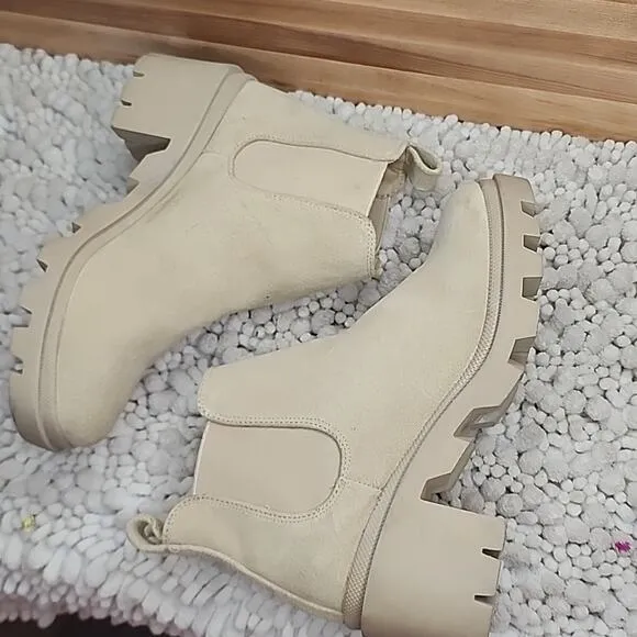STEVE MADDEN STYLE HADLEE PLATFORM TAN ANKLE BOOTS WMS. 6.0 NWOB AWESOME BOOTS