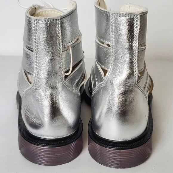 Stiu W Concept Silver Leather Ankle Boots