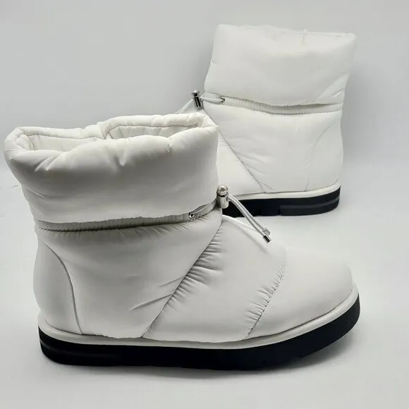 Stuart Weitzman Polar Lug Snow Boots Bootie Womens White Size 7B