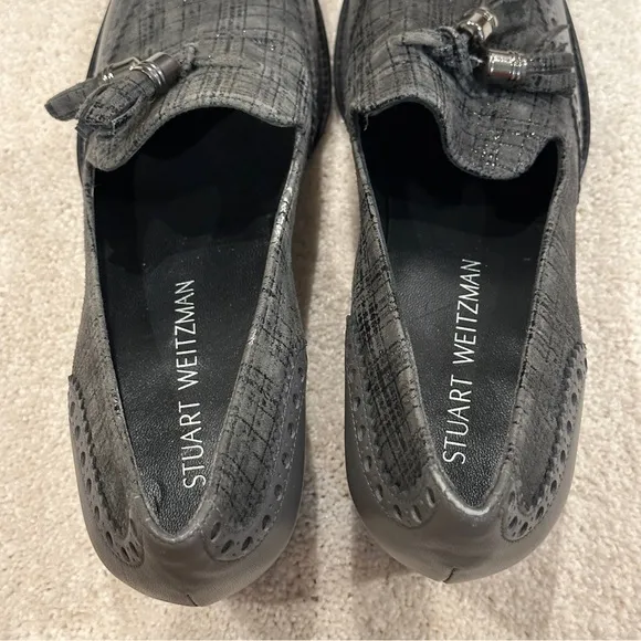 Stuart Weitzman Women’s Black &amp; Gray Heels Brogue Loafers Tassel Accent sz 8.5