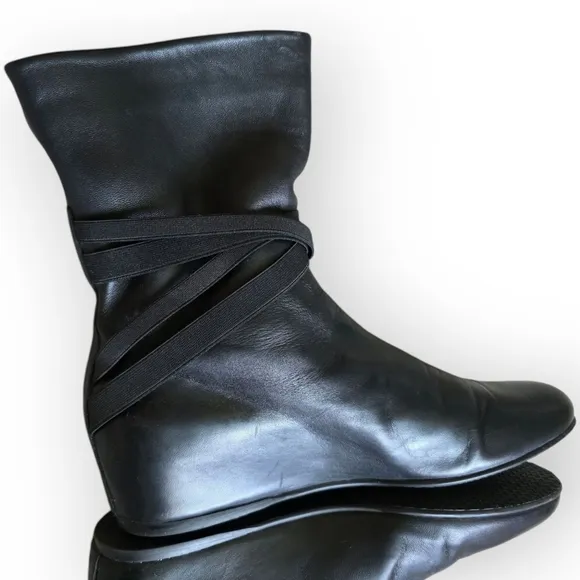 Stuart Weitzman Zen Leather Sock Boots, Women's Size 8M