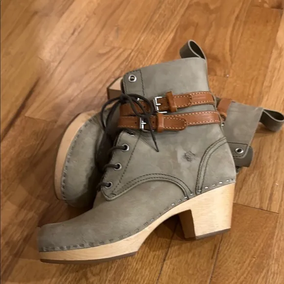 Swedish Hasbeens sz 6.5 EU 37 Green Leather Lace Up Buckle Boots Clog great cond