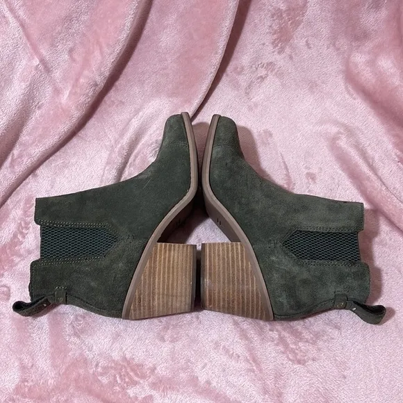 Sz 6.5 Toms Everly Suede Ankle Boots in Tarmac Olive